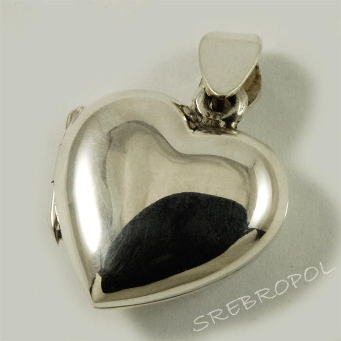 Srebrny wisiorek w kształcie serca W 18/0