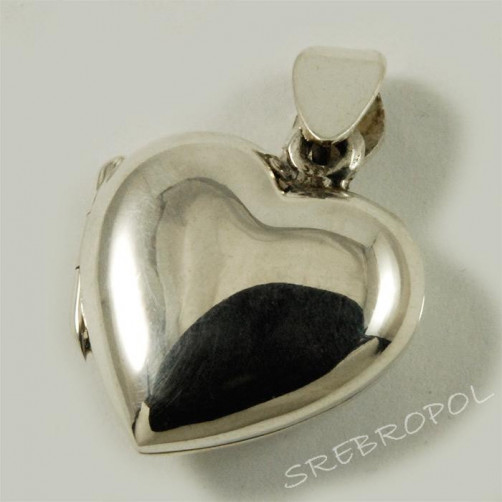 Srebrny wisiorek w kształcie serca W 18/0