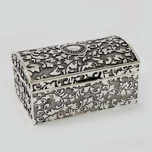 Posrebrzana szkatułka na biżuterię 461-4862