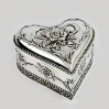 Posrebrzana szkatułka na biżuterię w kształcie serca 472-9013