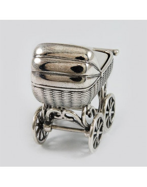 Bardzo ładny srebrny wózeczek na chrzest, roczek + opcja grawer