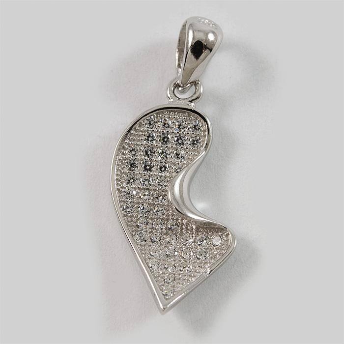 Wisiorek srebrny serce z cyrkoniami - nowoczesny kształt W20/0