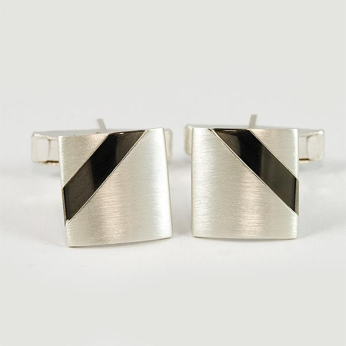 Srebrne spinki do mankietów z czarnym paskiem S-M1 42/0