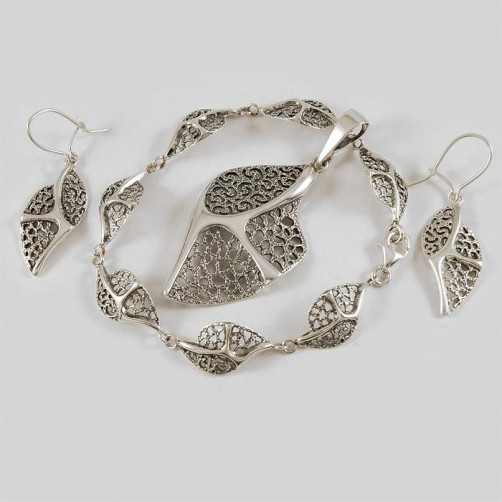 Komplet srebrny bransoletka + wisiorek + kolczyki B45/0 W36/0 K22/0