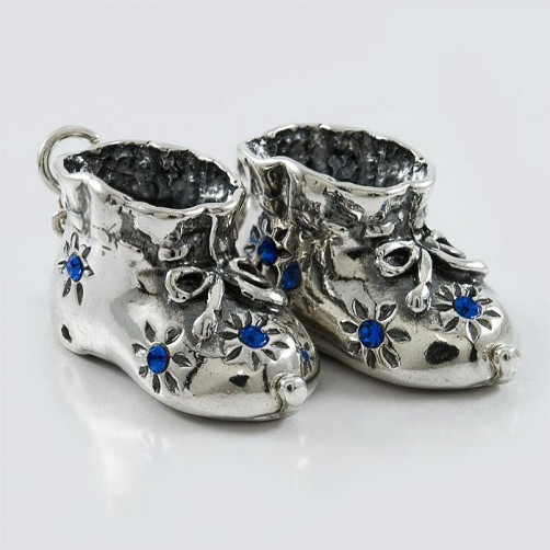 Buciki srebrne otwierane z niebieskimi kryształkami W110/0