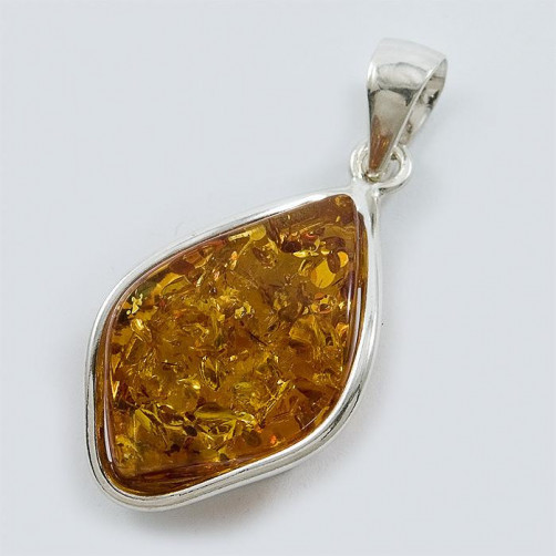 Wisiorek srebrny z bursztynem N105/0