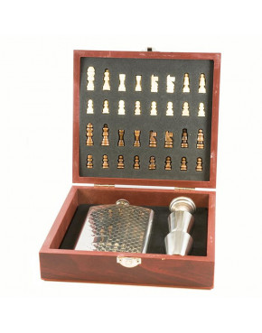 Zestaw piersiówka, kieliszki, lejek i szachy - drewniana kaseta 6-4511