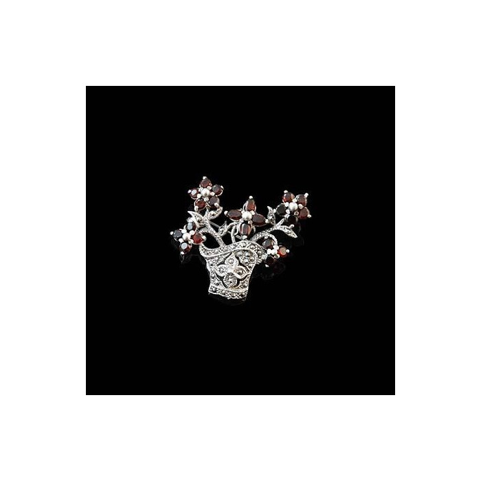 Broszka srebrna kosz kwiatów z markazytami i granatami 65/T