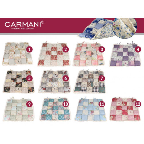 Poduszka na krzesełko - motyw kwadracików z koronką