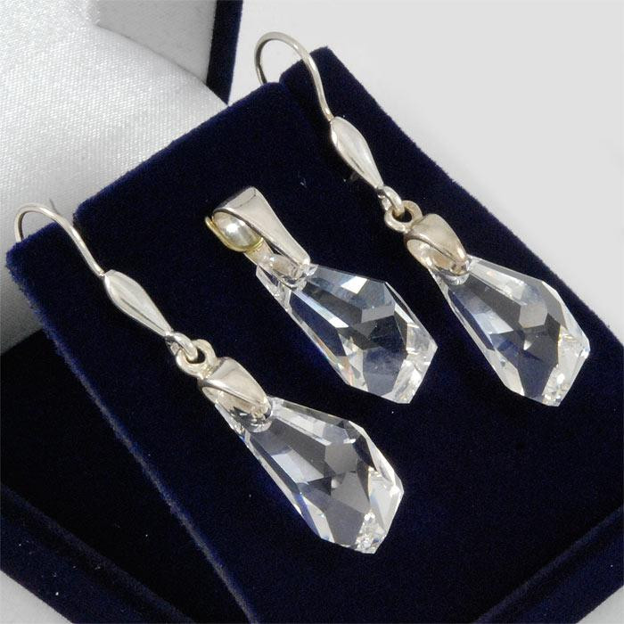 Kolczyki i zawieszka z kryształkami swarovskiego K-W RW 38/5 9.7g