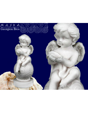Aniołek na kuli - alabaster grecki 395-0635