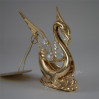 Złota figurka łabędź z kryształkami swarovskiego 122-0007
