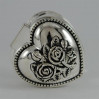 Posrebrzana szkatułka na biżuterię w kształcie serca 472-4007