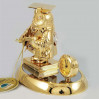 Złota figurka sowa na książkach z zegarkiem z kryształkami swarovskiego 122-0176