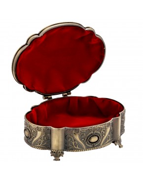 Szkatułka mosiądzowana na biżuterię owalna bogato zdobiona klasyczna