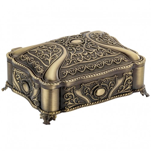 szkatułka mosiądzowana na biżuterię z bordowym welurem otwarta elegancka