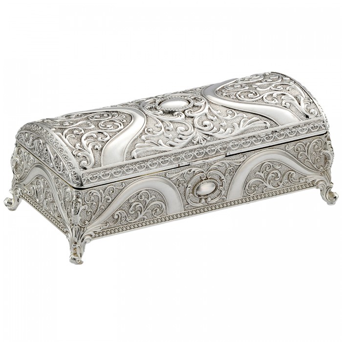 Szkatułka posrebrzana na biżuterię podłużna elegancka ornamentowa z welurem