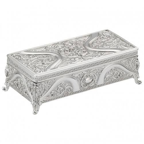 szkatułka posrebrzana na biżuterię na nóżkach elegancka ornamentowa zamknięta