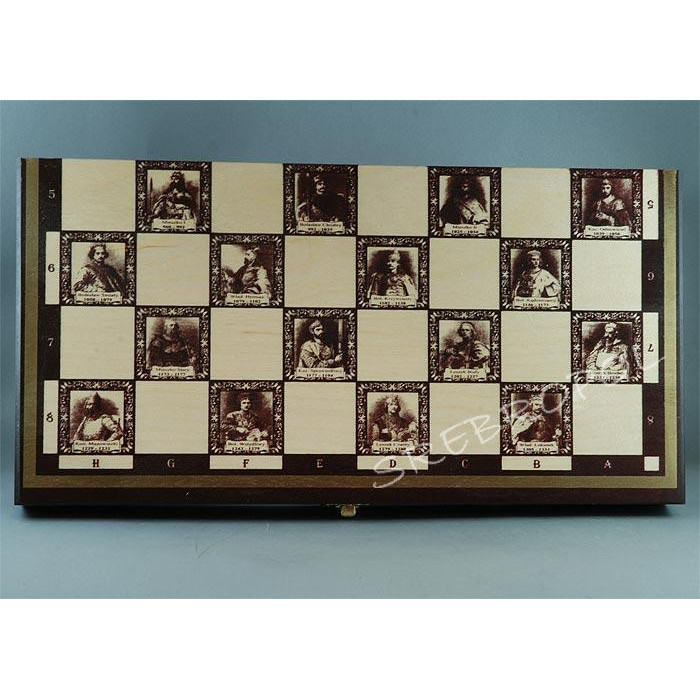 Szachy 35x35 z postaciami królów