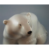 Siedzący niedźwiedź polarny ŁOMONOSOW 571-0001
