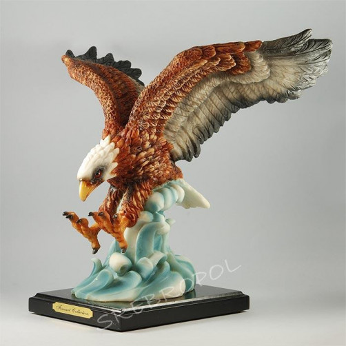 Figurka orzeł z rozłożonymi skrzydłami FA2017