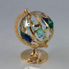 Złota figurka globus z kolorowymi kryształkami swarovskiego 366-0139