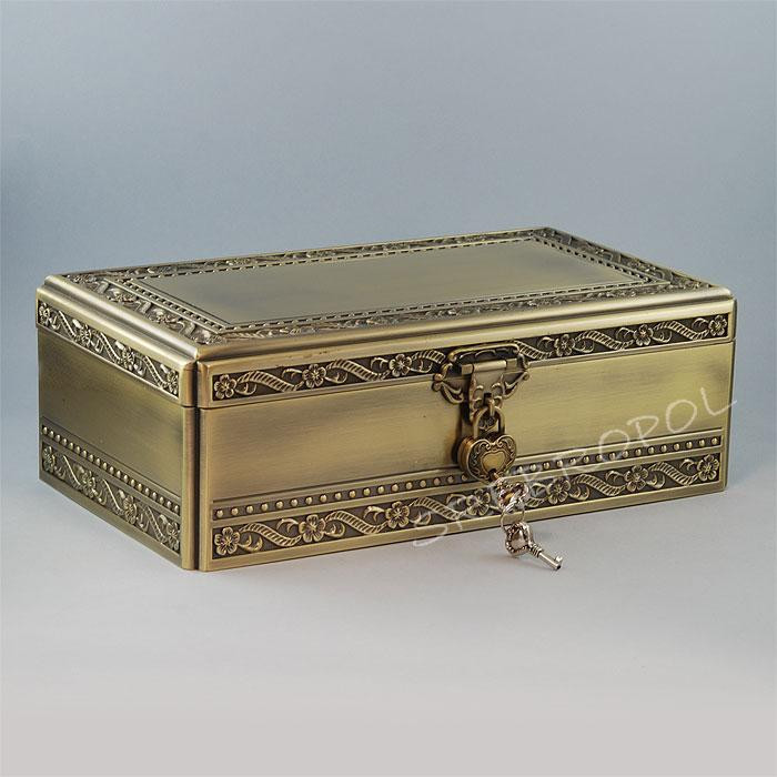 Szkatułka mosiądzowana 461-4108