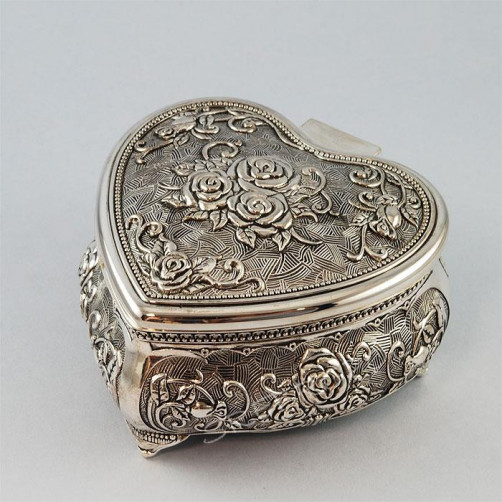 Szkatułka posrebrzana 461-4657