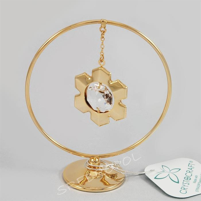 Złota figurka śnieżynka w kole z kryształkami swarovskiego 366-0223