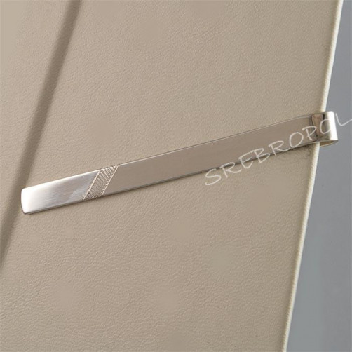 Srebrna spinka do krawata z grawerowanym wzorkiem S1-K 32/0